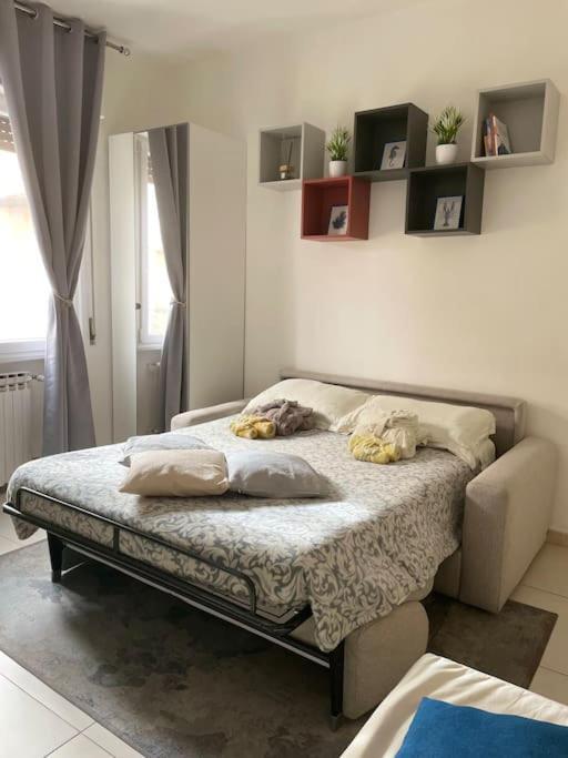 La Venezia'S Studio Flat ليفورنو المظهر الخارجي الصورة