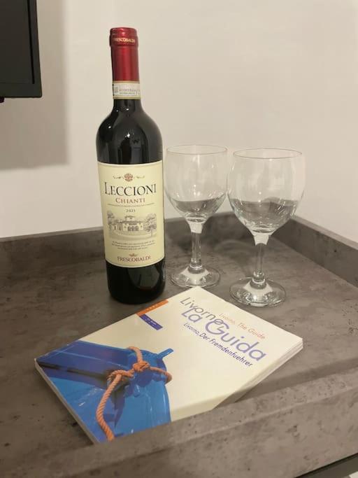 La Venezia'S Studio Flat ليفورنو المظهر الخارجي الصورة