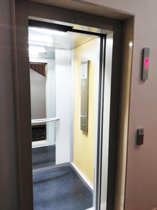La Venezia'S Studio Flat ليفورنو المظهر الخارجي الصورة
