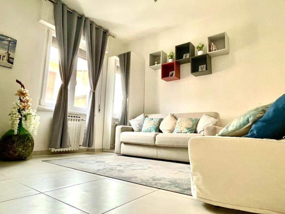 La Venezia'S Studio Flat ليفورنو المظهر الخارجي الصورة