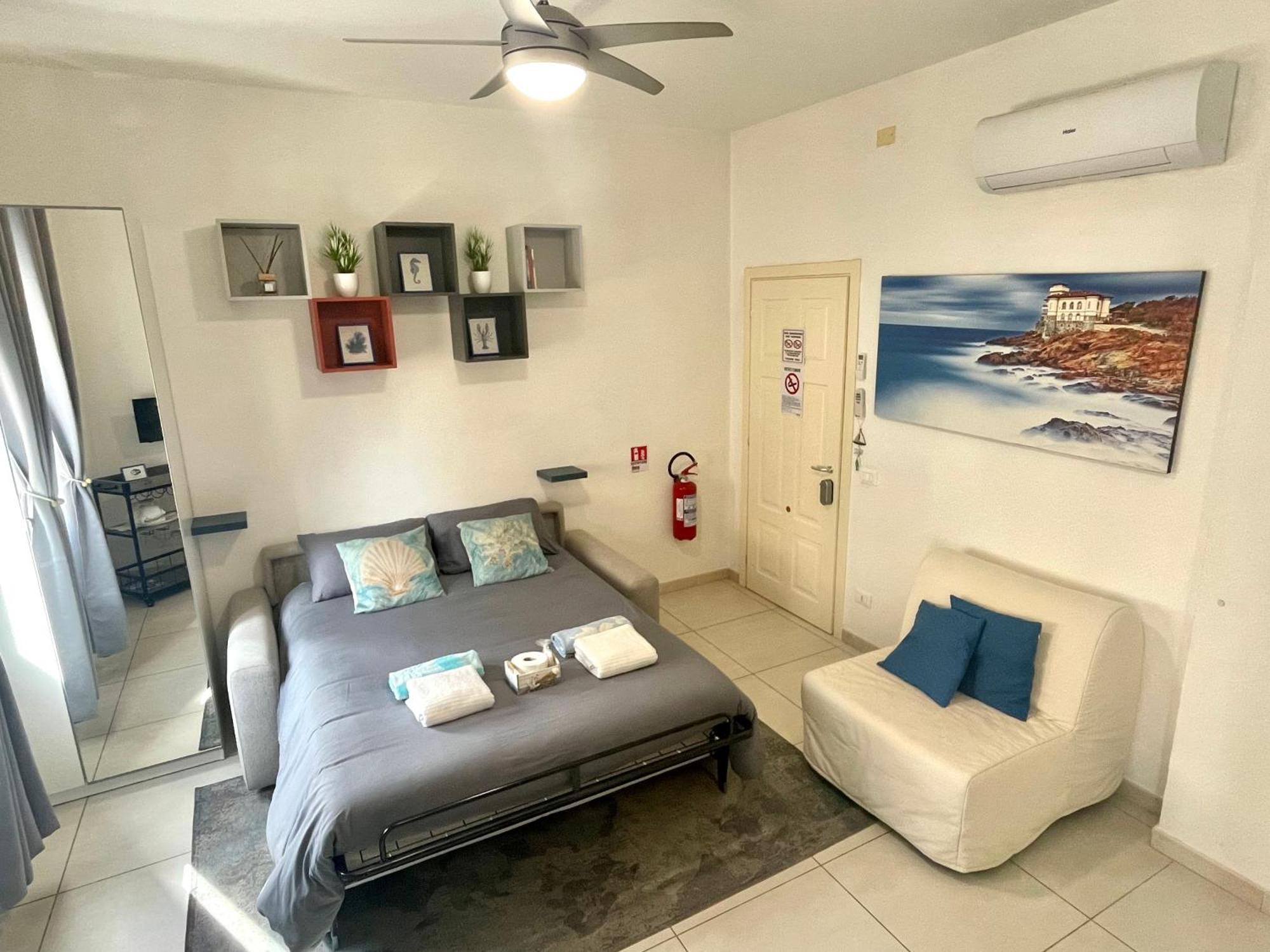 La Venezia'S Studio Flat ليفورنو المظهر الخارجي الصورة